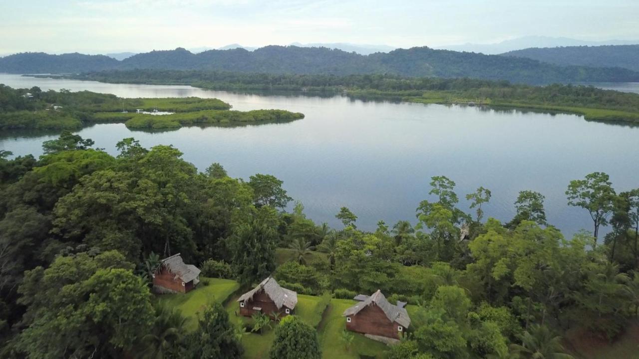 Nathylodge Bocas Town Exterior foto